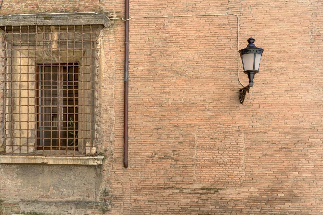 Colosseo Residenza Sette Sale Roma Exterior foto