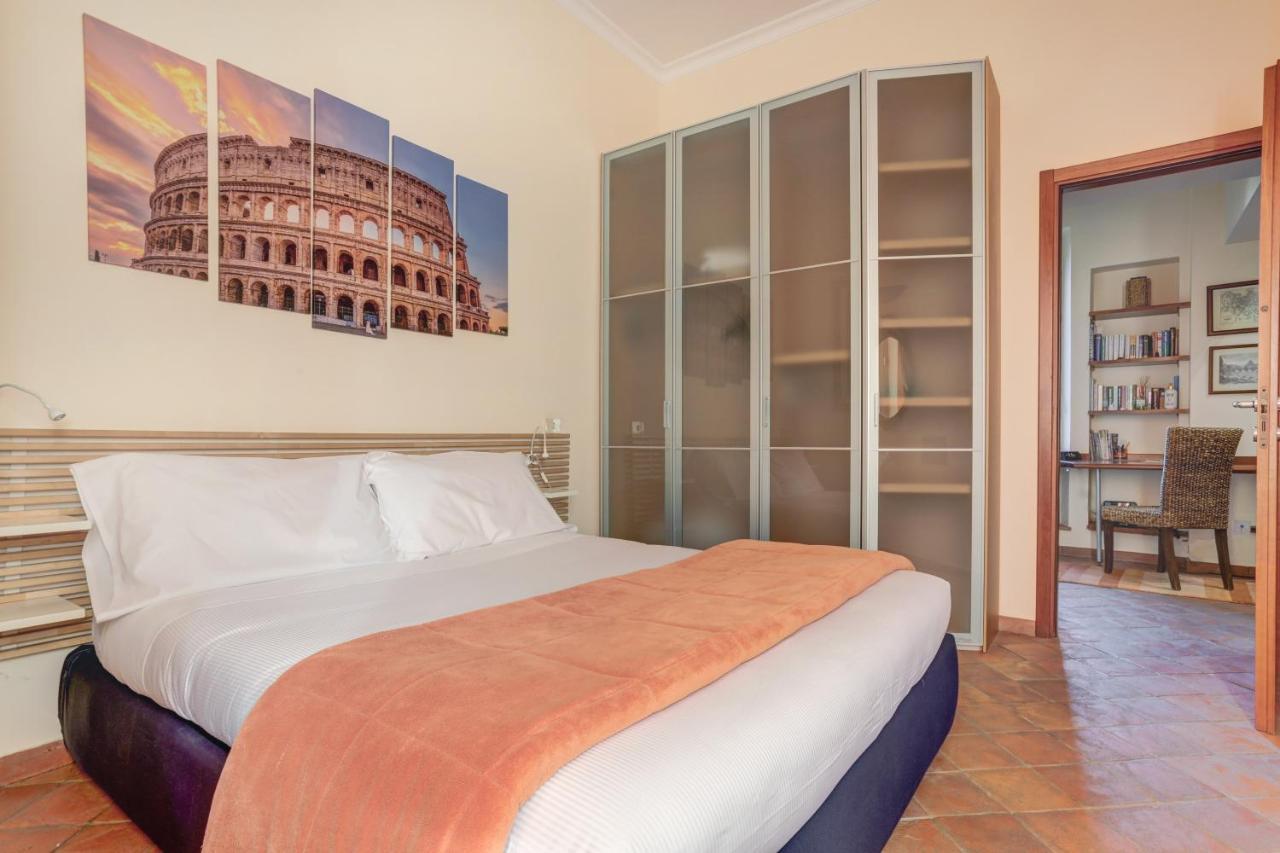 Colosseo Residenza Sette Sale Roma Exterior foto