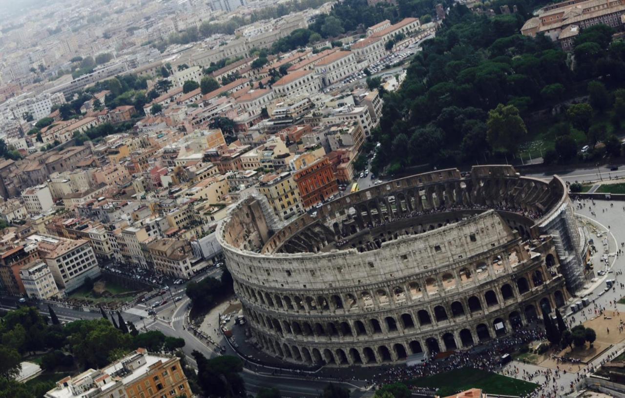 Colosseo Residenza Sette Sale Roma Exterior foto